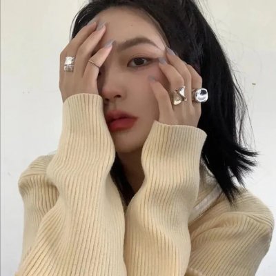 大情人华伦天奴